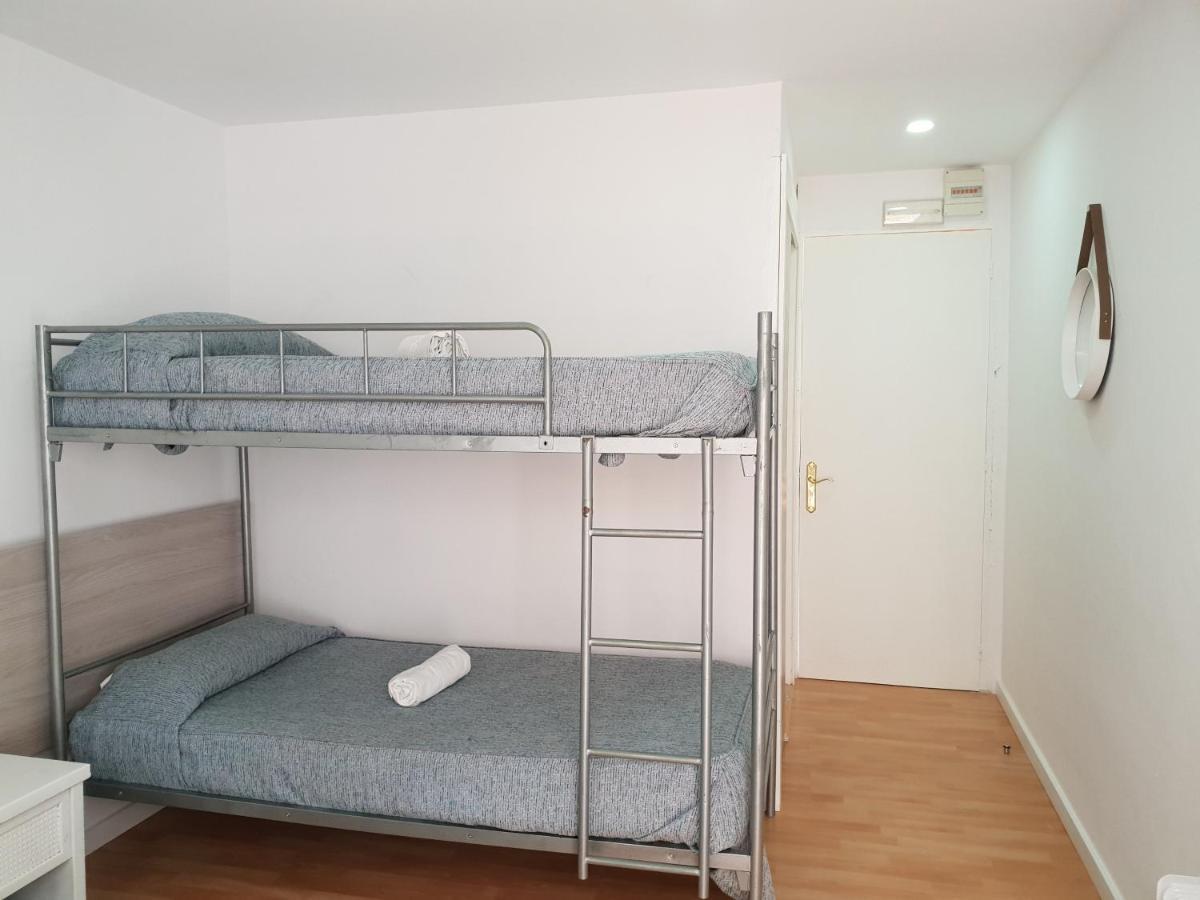 Hostal Montsant Салоу Экстерьер фото