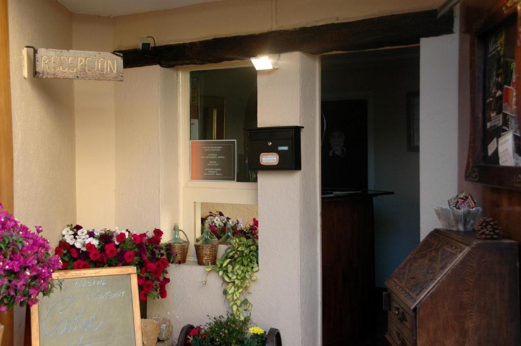 Hostal Montsant Салоу Экстерьер фото