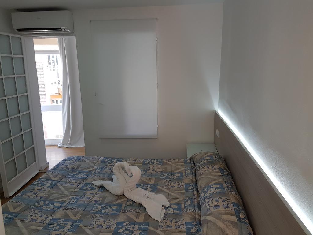 Hostal Montsant Салоу Экстерьер фото